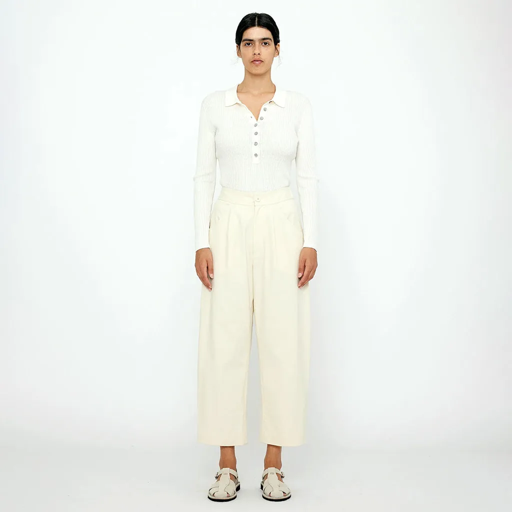 7115 By Szeki Unisex Signature Curve-Legged Pants Off White