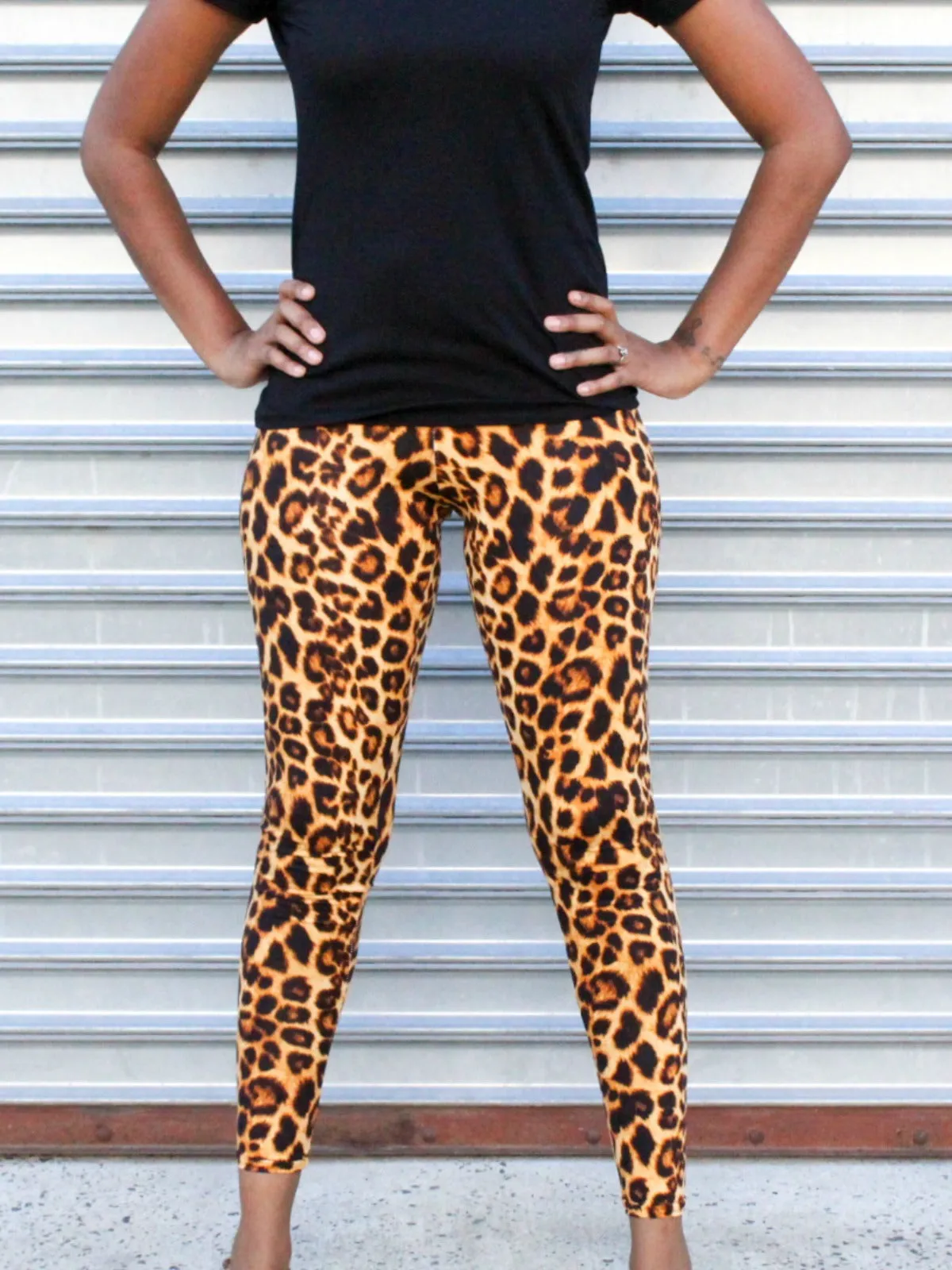 Adult Brown Leopard Leggings