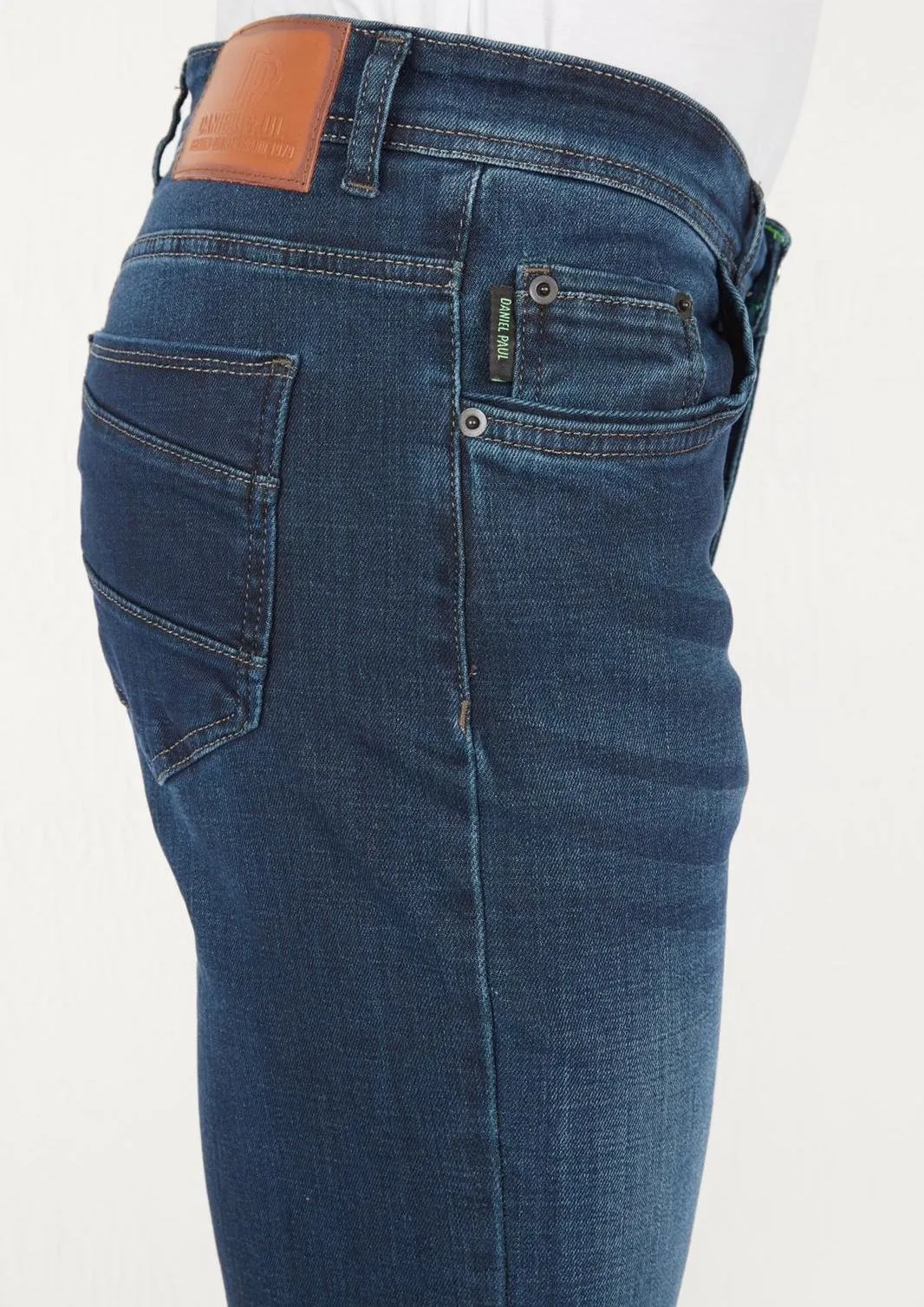 Best Relaxed Regular Fit Jeans For Guys Blue | NEW |