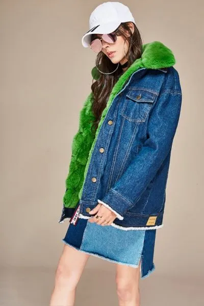 Oversized denim coat for women with detachable inner fur