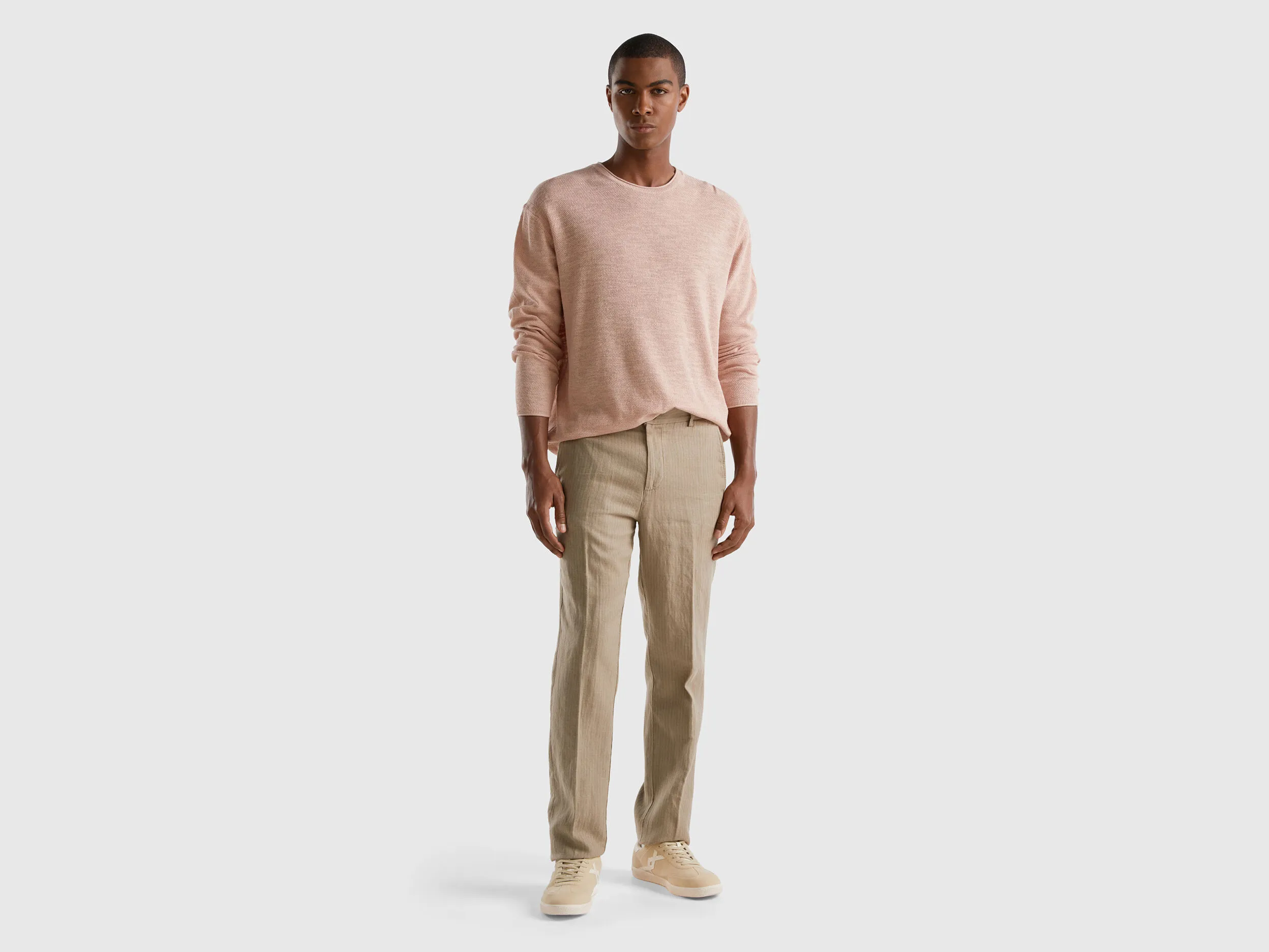 Regular fit sweater in linen blend - Soft Pink | Benetton