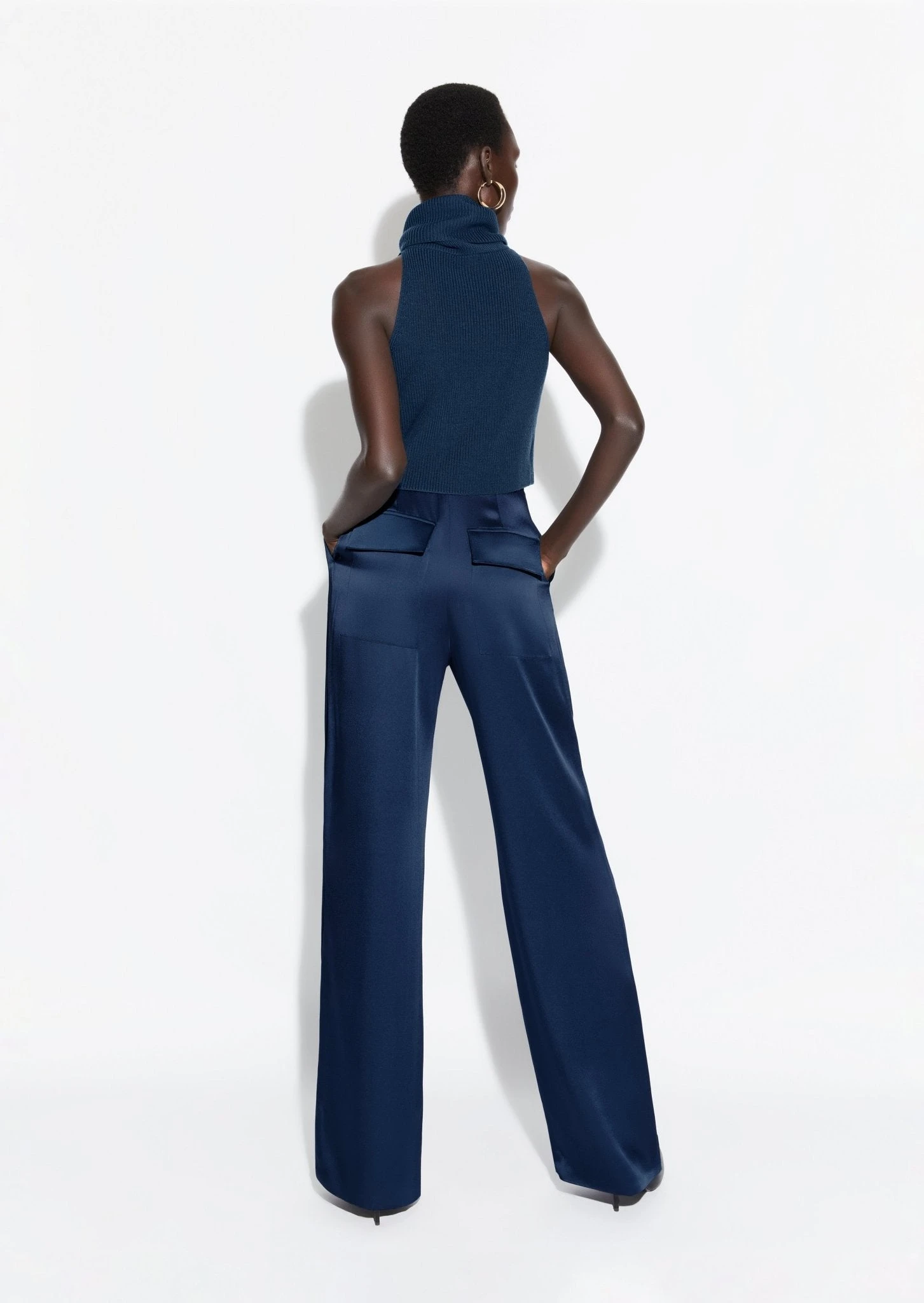 --Satin Relaxed Pleated Pant-