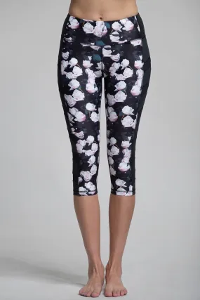 Simone Crop Graphic Leggings