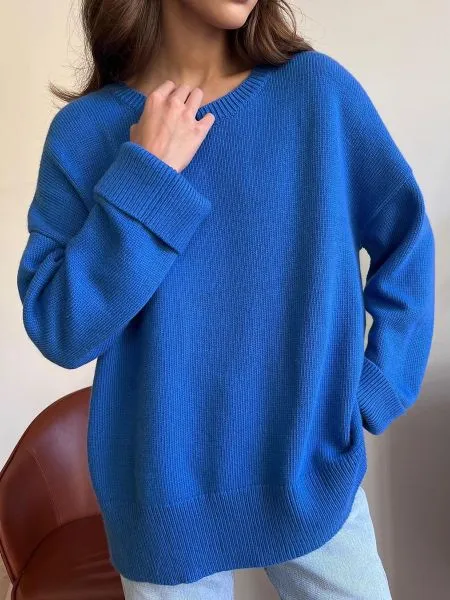 Women's oversized round neck knit sweater